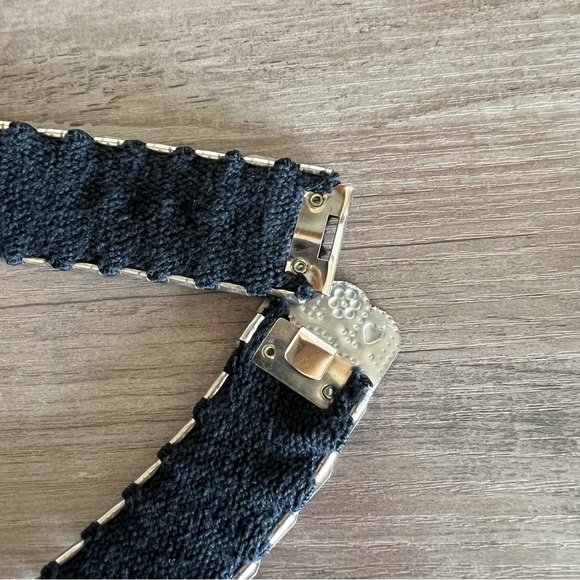 Vintage 80s Silver Tone Stretch Belt Metal Hearts Flowers Disco Cottage Granny - Picture 7 of 10